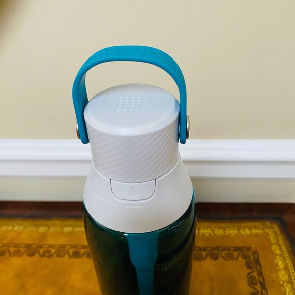 Brita Premium 26 oz Filtering Travel Leakproof Water Bottle w Filter Seaglas NEW - Picture 2 of 6